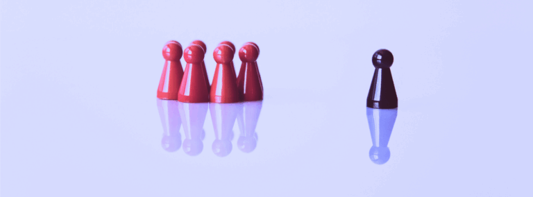 4 Ways to Distinguish Yourself as a Leader